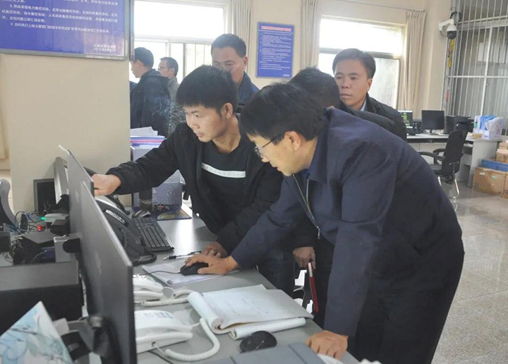 集团“三抓一保”百日清静活动第二督导组到陆东煤矿开展督导调研