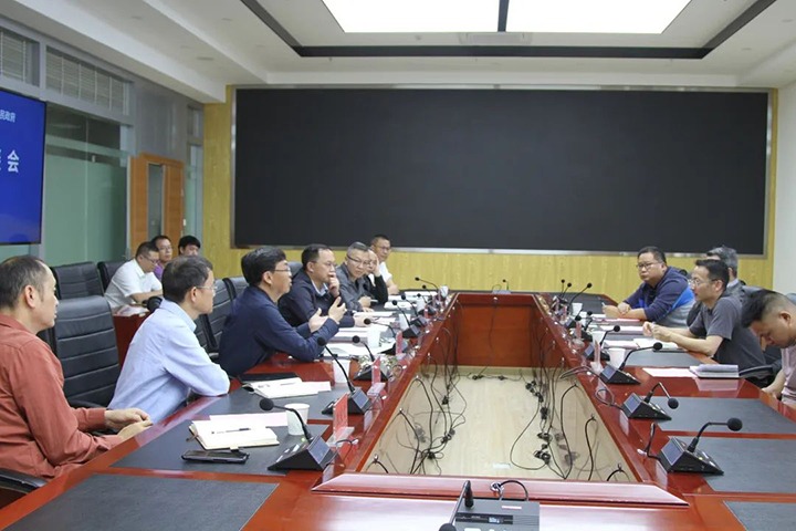 云煤（pp电子）集团与开远市政府举行座谈会