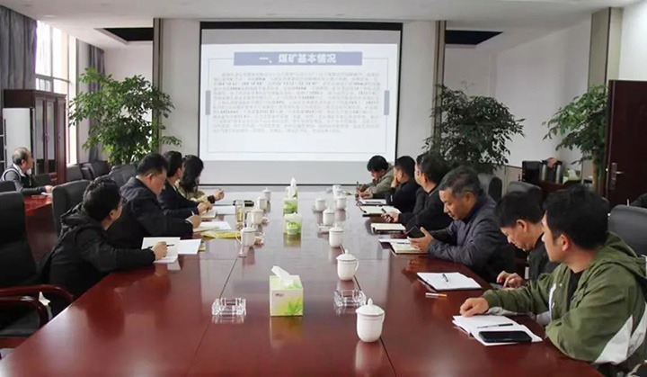 云煤（pp电子）集团专职外部董事寸延峰一行到金发煤业公司调研