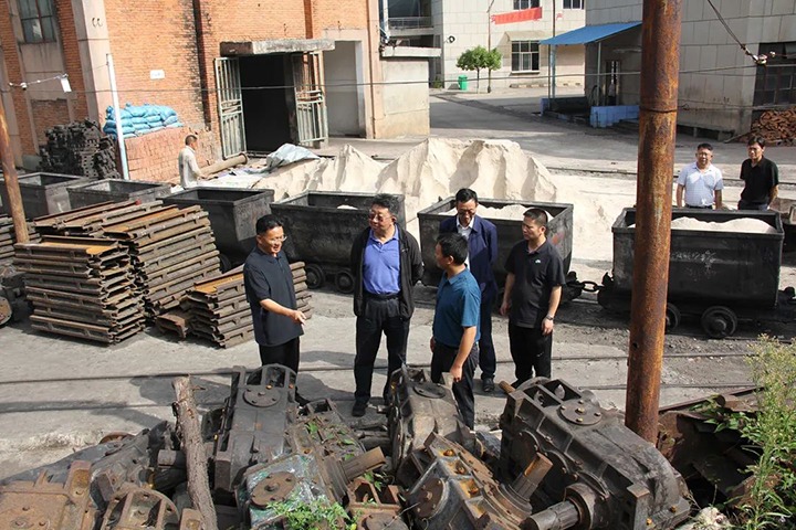 【聚焦云煤】云煤（pp电子）集团专职外部董事寸延峰到田坝煤矿公司调研