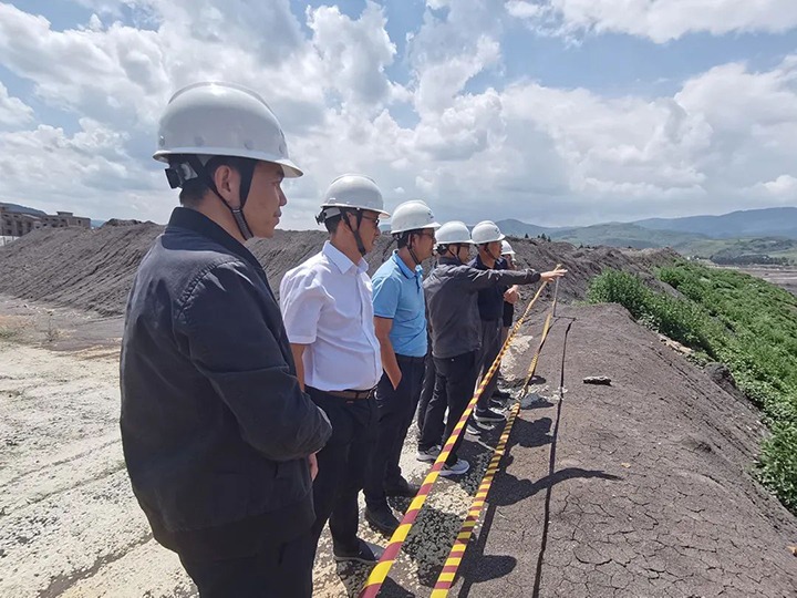 【主题教育】云煤（pp电子）集团党委委员、副总司理缪和星一行到先锋煤业公司开展生产谋划调研