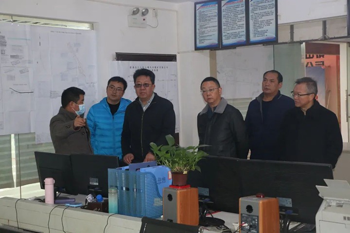 【聚焦云煤】云煤（pp电子）集团专职外部董事寸延峰一行到天井煤矿公司调研