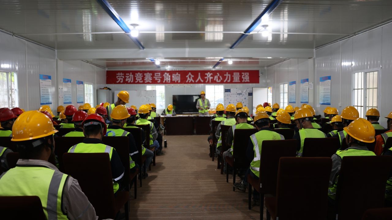 煤海竞帆船，，，，，，拼搏铸绚烂——先锋煤业劳动竞赛奏响奋进乐章